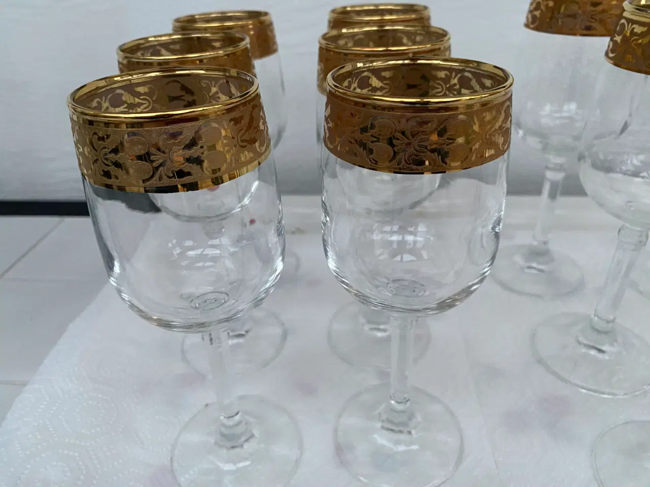 Billede 2 - Flotte vinglas