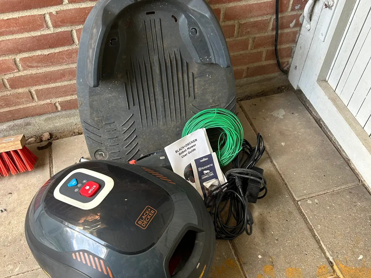 Billede 4 - Black & Decker robotplæneklipper