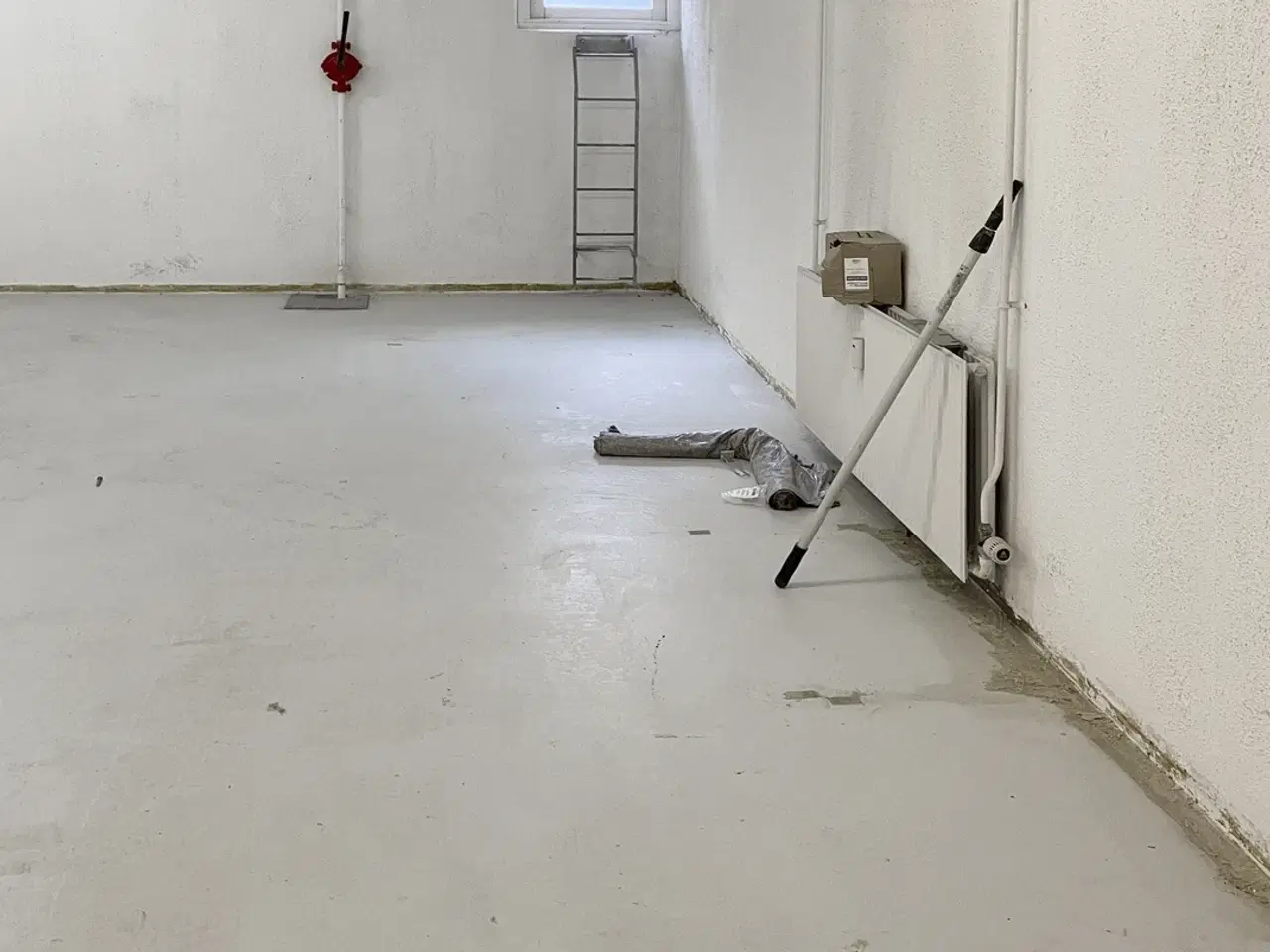 Billede 3 - Lagerlokale på 65 m² i Kastrup – mulighed for kombination med kontor