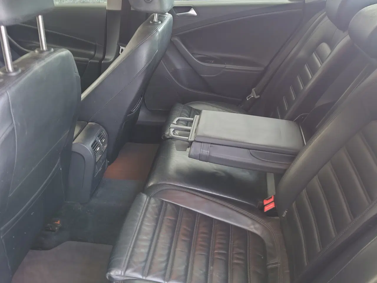 Billede 10 - Passat med masser af udstyr