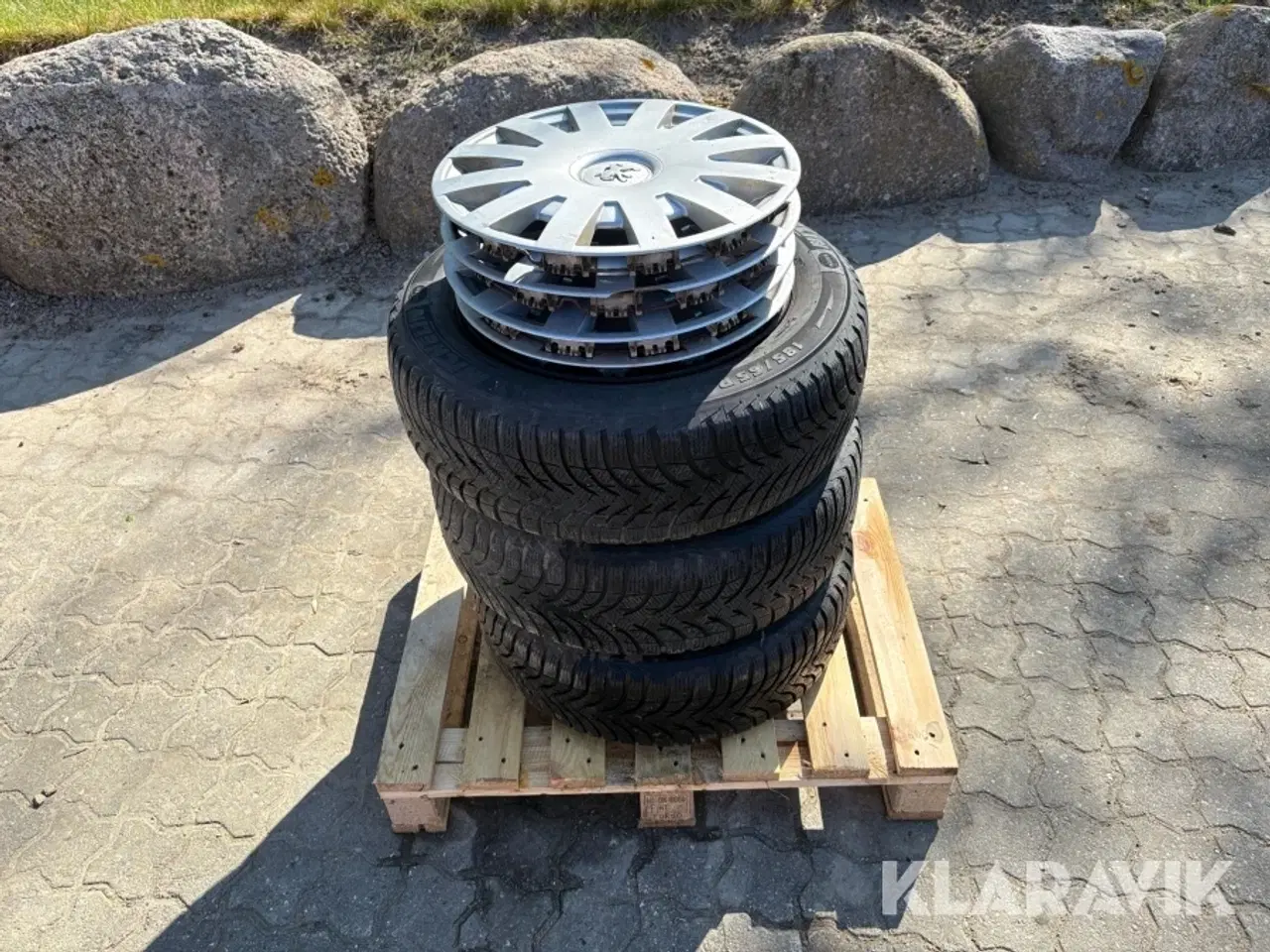 Billede 2 - Vinterhjul Michelin Alpin 185/65R15 3 styk