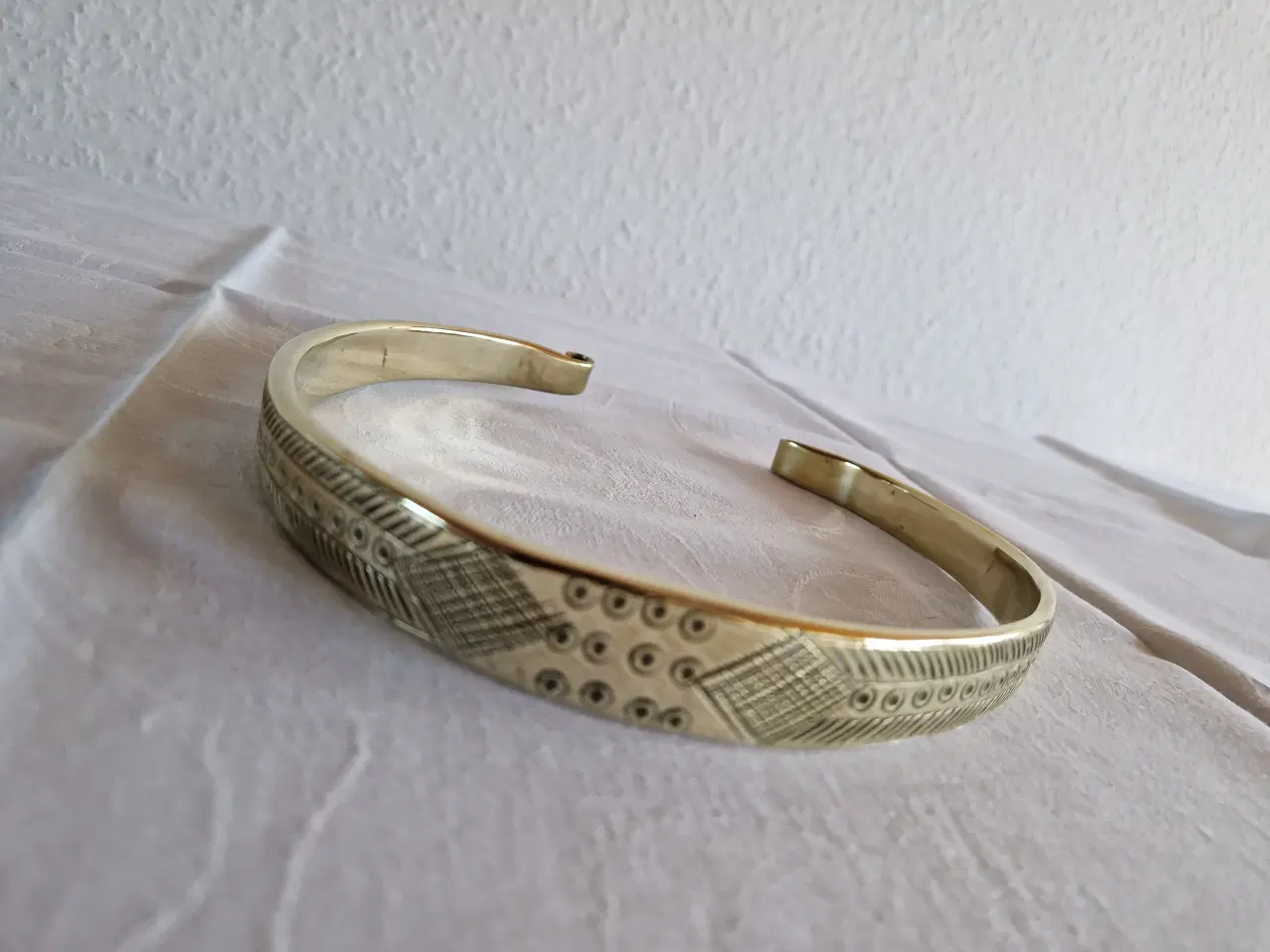 Billede 1 - Museumskopi af Halsring , vægt 300 gram.