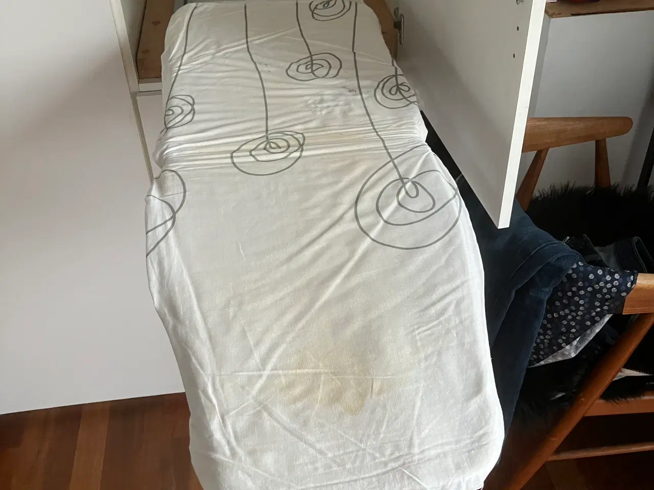 Billede 3 - Strygebræt til skab 