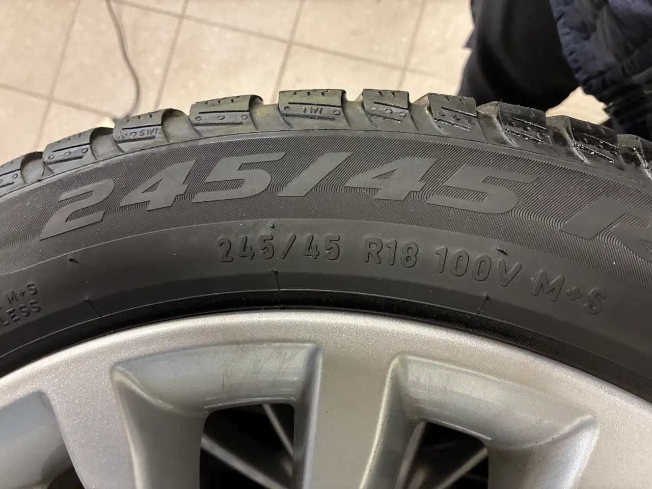 Billede 4 - Vinterhjul 18" til BMW G30 og G31