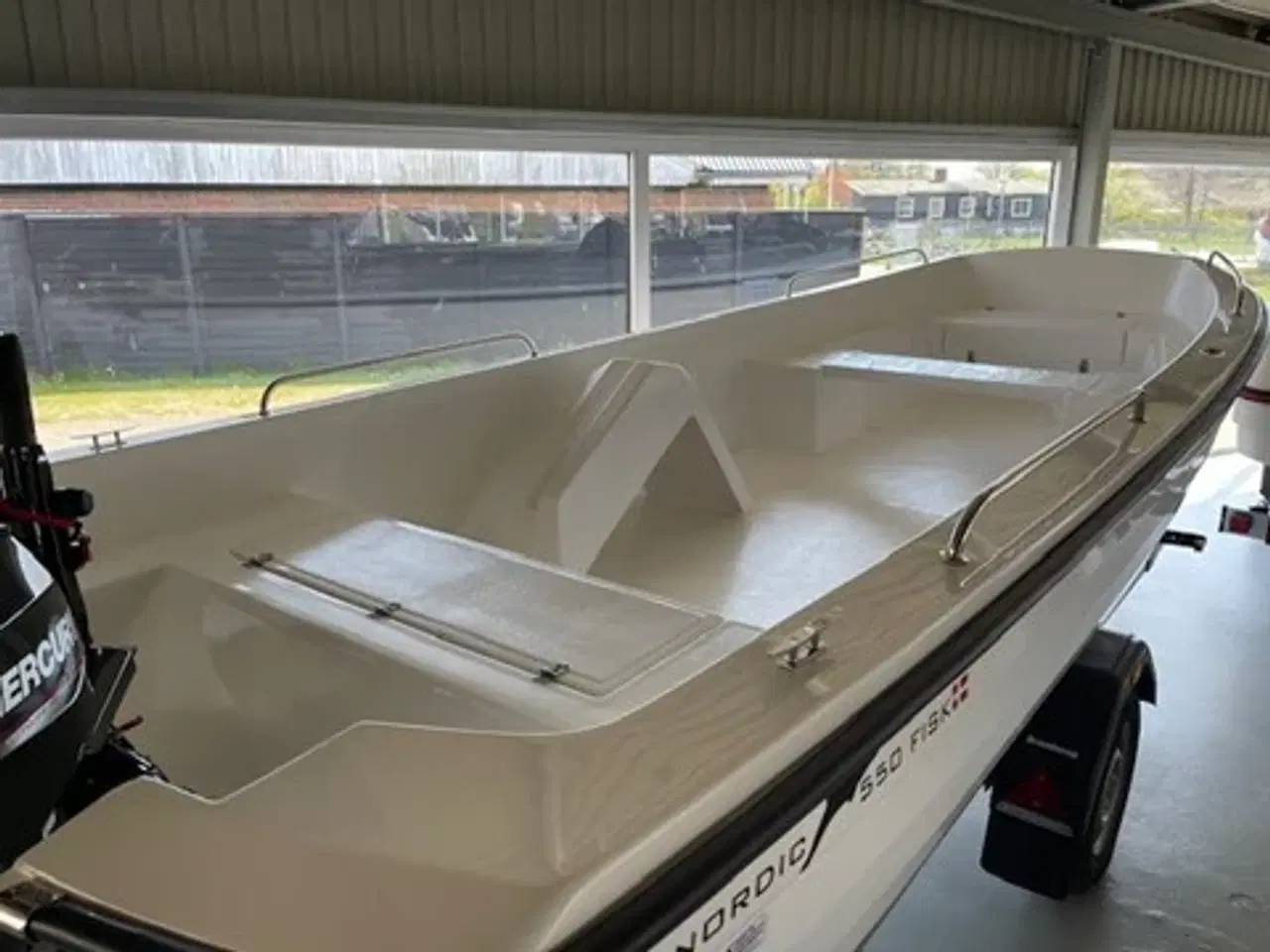 Billede 5 - NORDIC 550 FISK MED SELVLÆNSENDE DØRK