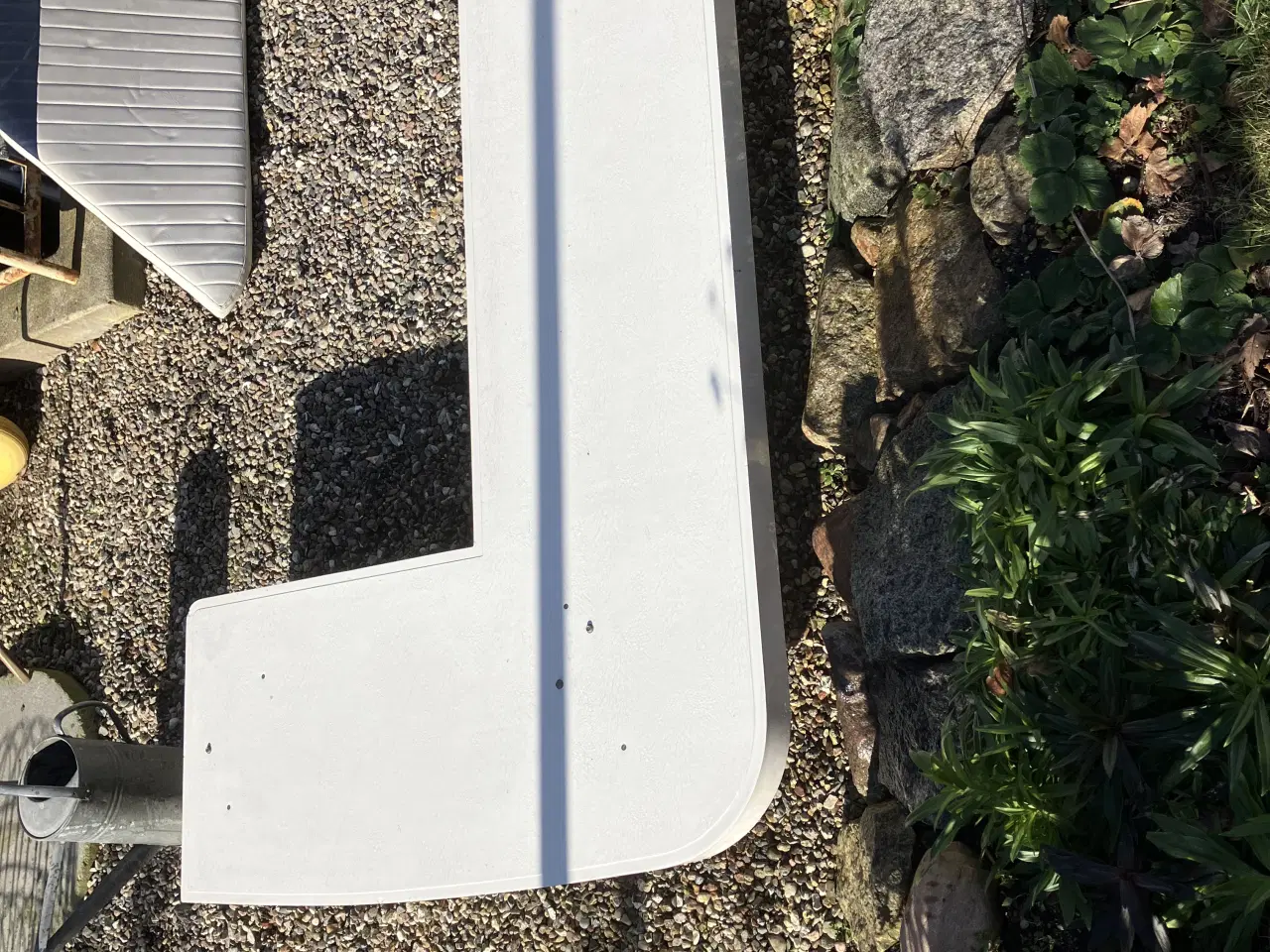 Billede 4 - L formet bænk i glasfiber 