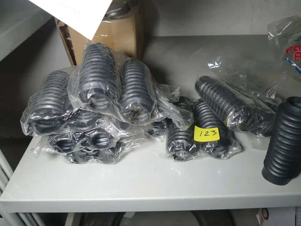 Billede 1 - 8 stk. gummimanchetter til forgaffel ca. L120mm ø20-30mm