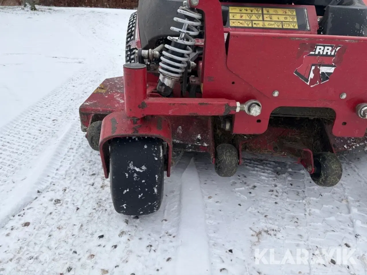 Billede 9 - Græsslåmaskine Ferris IS 2600Z Zero-turn