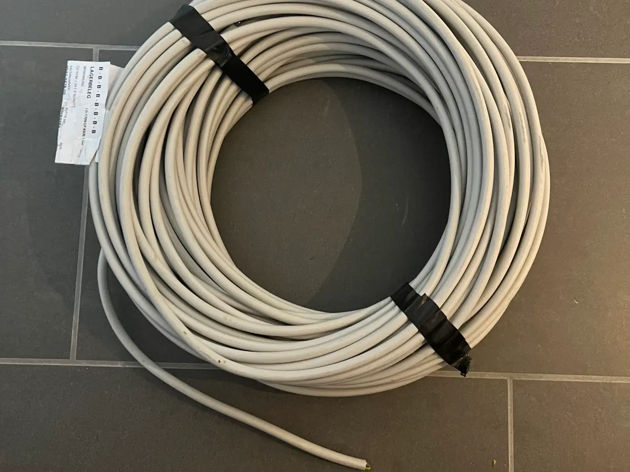 Billede 1 - 3 x 1,5mm2 kabel