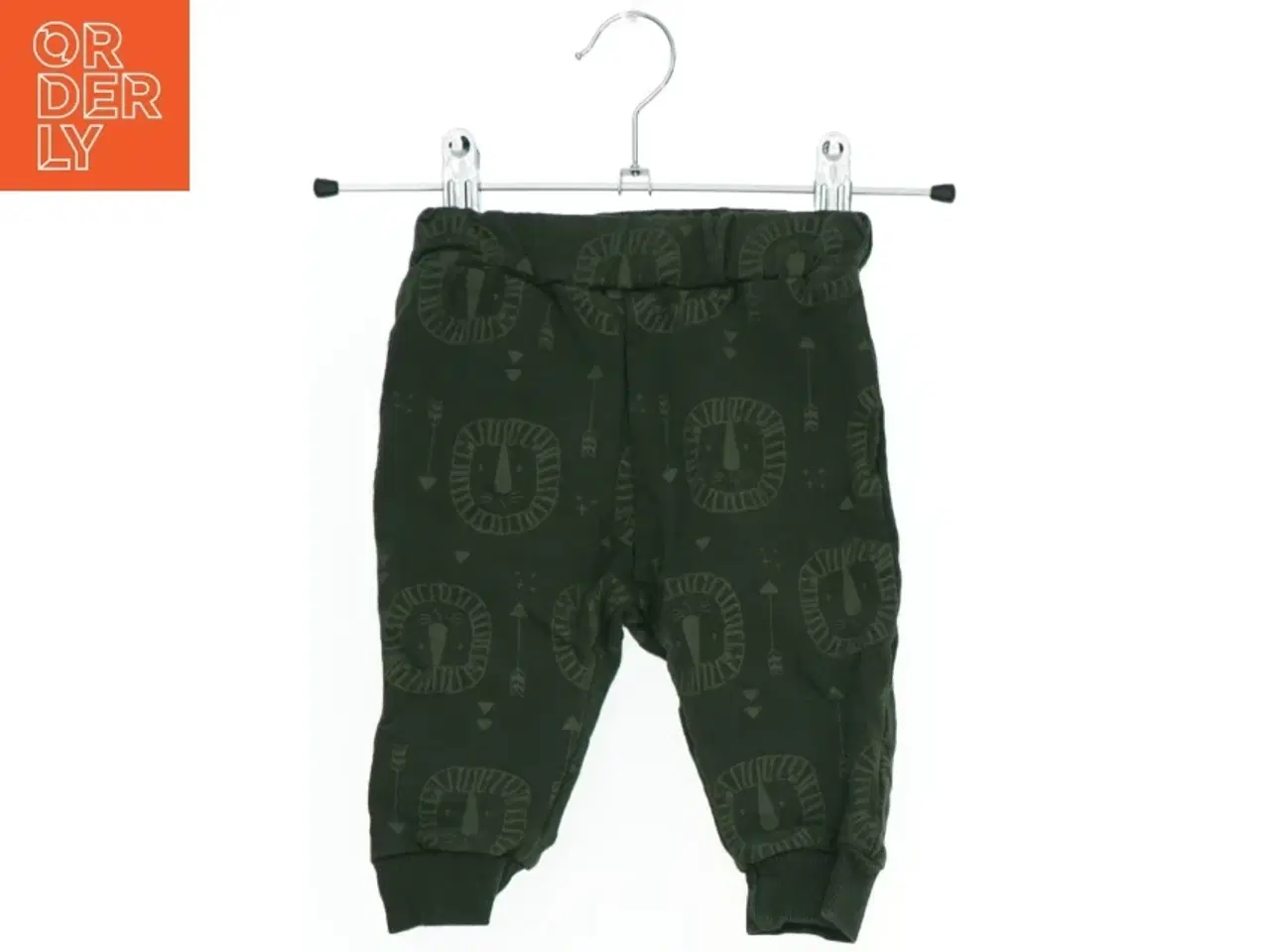 Billede 1 - Bukser til børn med løvemønster fra VRS (str. 62)