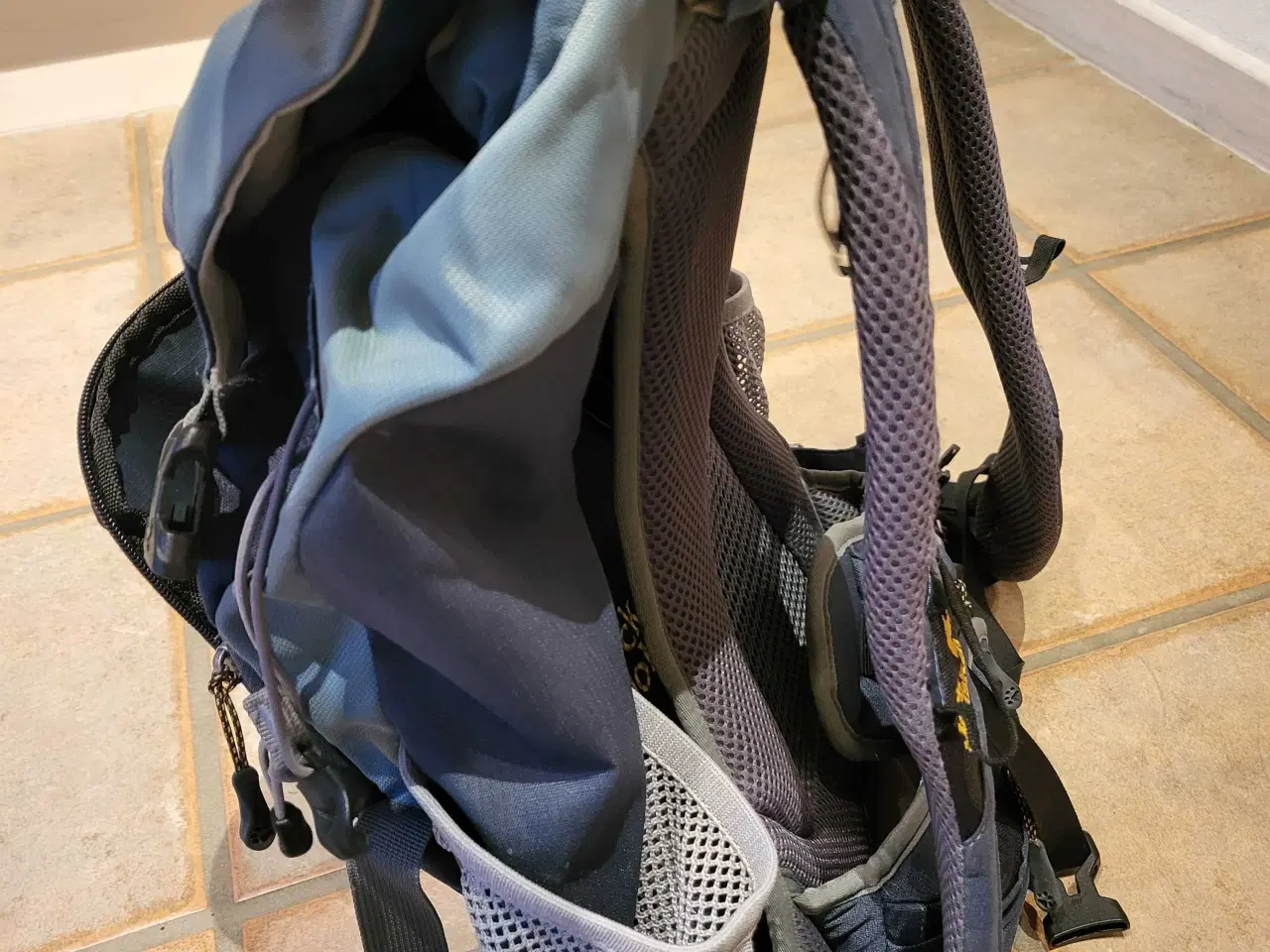 Billede 2 - Lille rygsæk til vandring