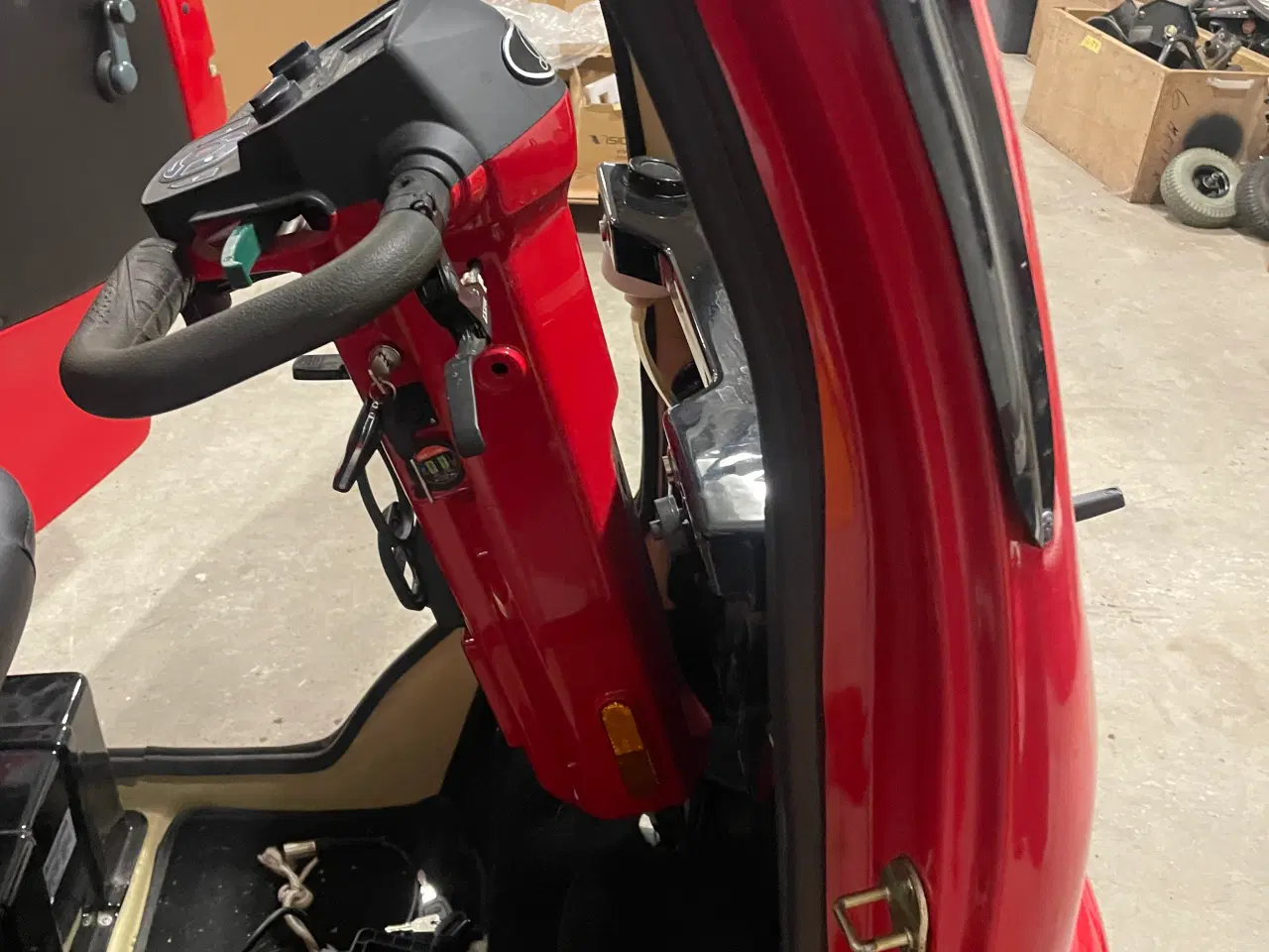 Billede 8 - Lukket El scooter Lindebjerg vi ønsker et bud.