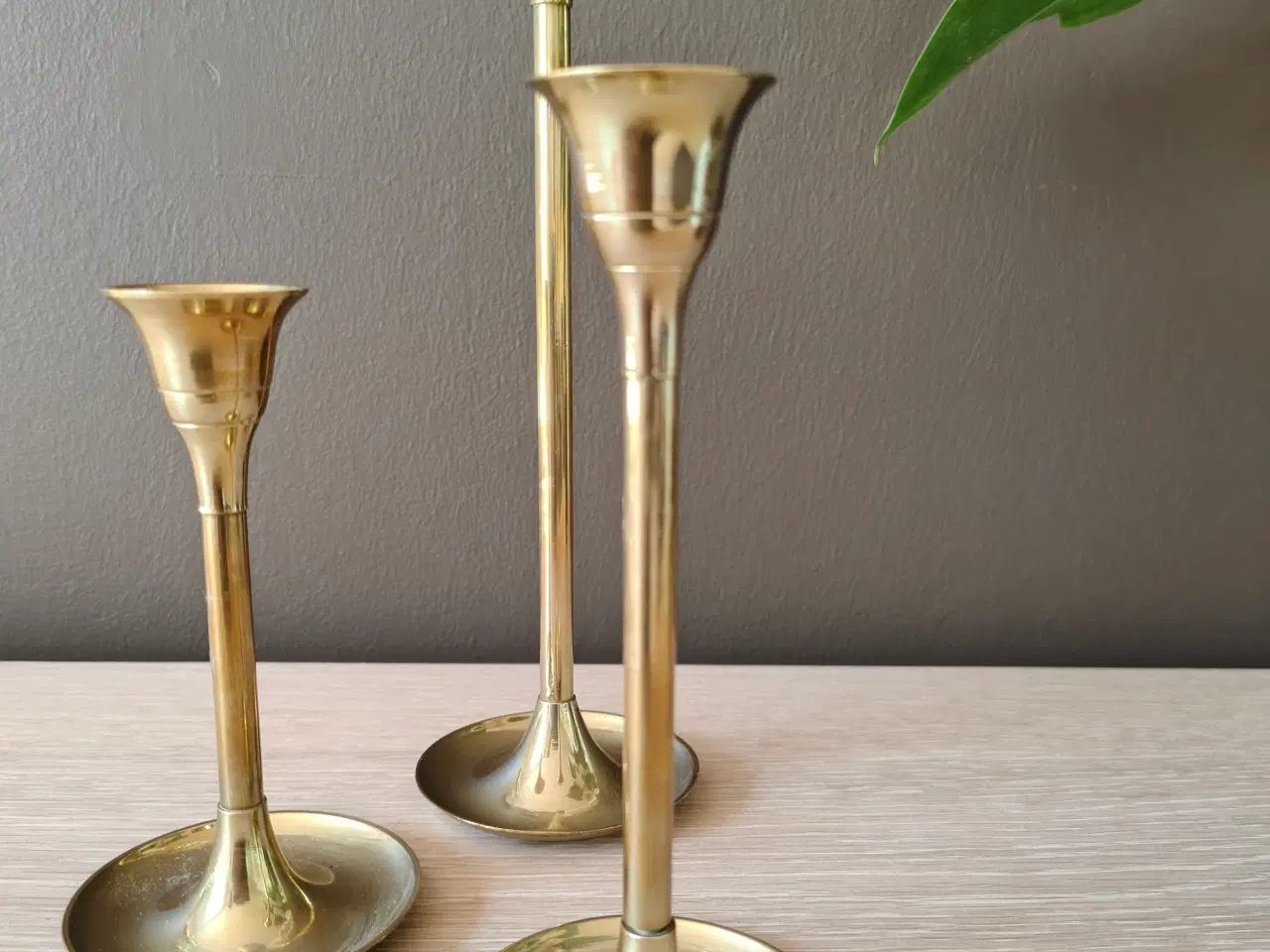 Billede 3 - 3 flotte messing lysestager