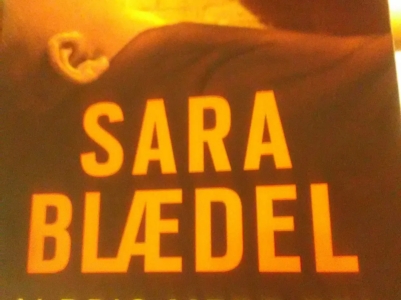 Billede 1 - Sara Blædel-krimi