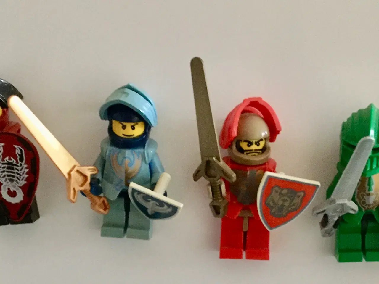 Billede 1 - Lego Knights Kingdom magnets 6 stk.