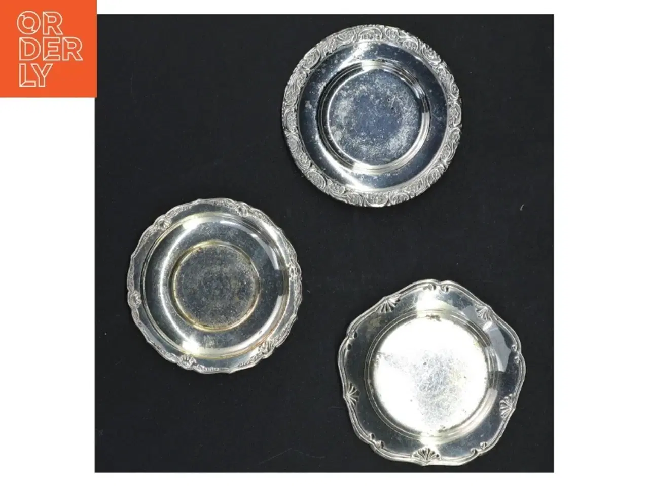 Billede 4 - Sølvfarvede bakker (str. Ø 8 cm)