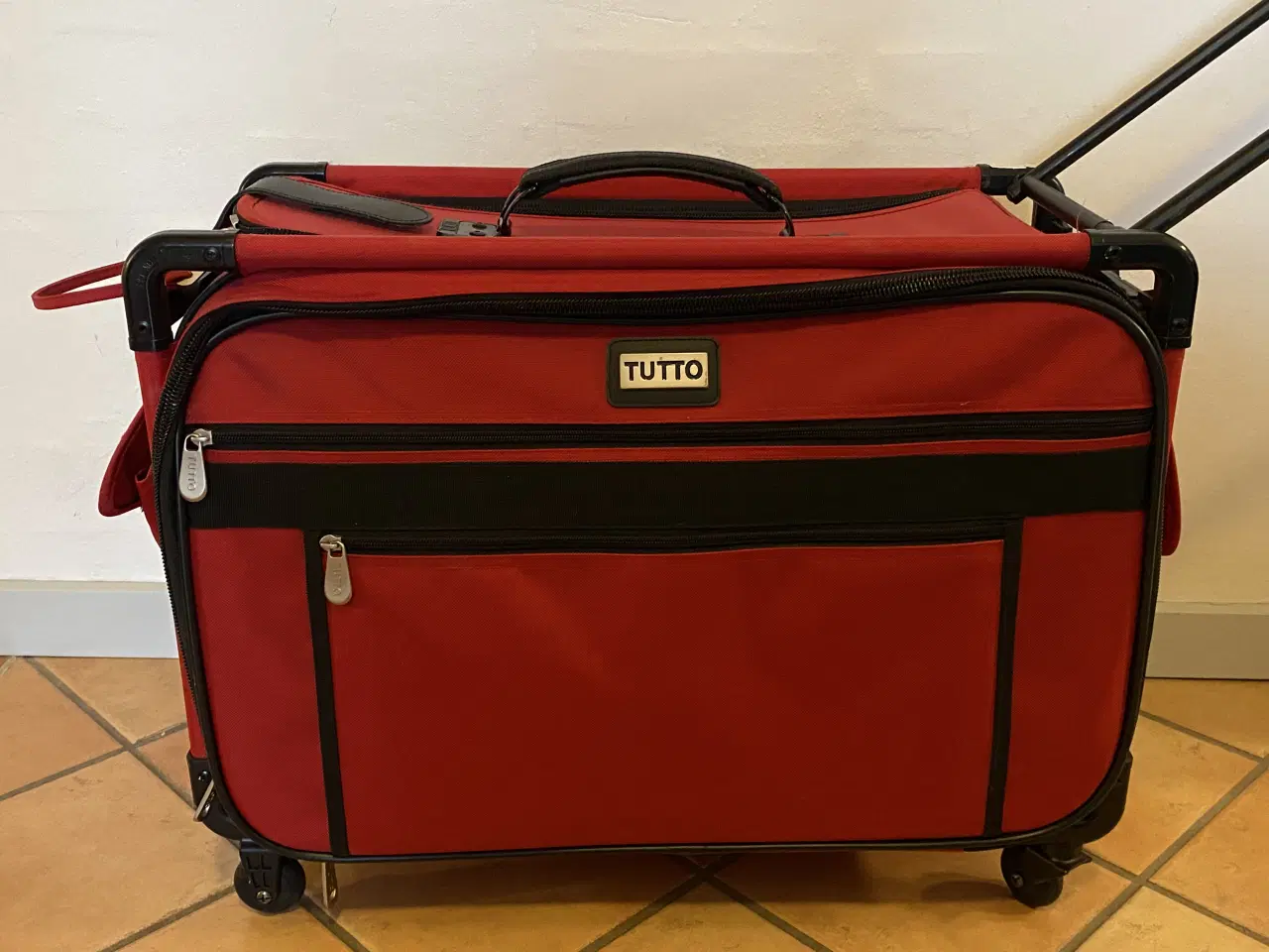 Billede 1 - Tutto Machine on wheels - luksus symaskinetrolley