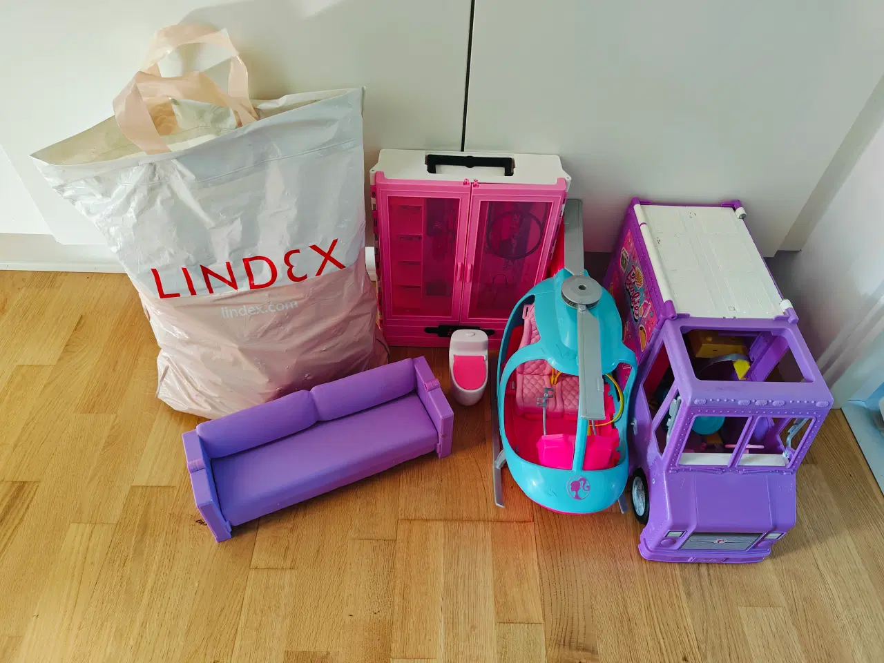 Billede 2 - Barbie Legetøj masser godt blande