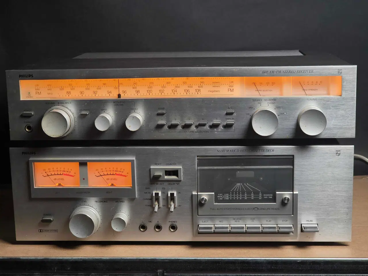 Billede 1 - Vintage Philips Hi-Fi Set – 1970s Receiver & Casse