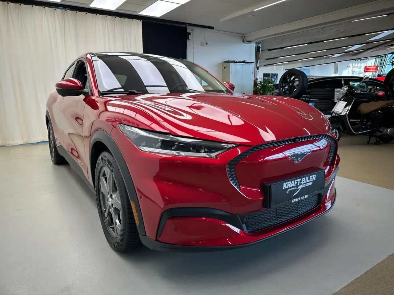 Billede 7 - Ford Mustang Mach-E 75 Premium Standard Range