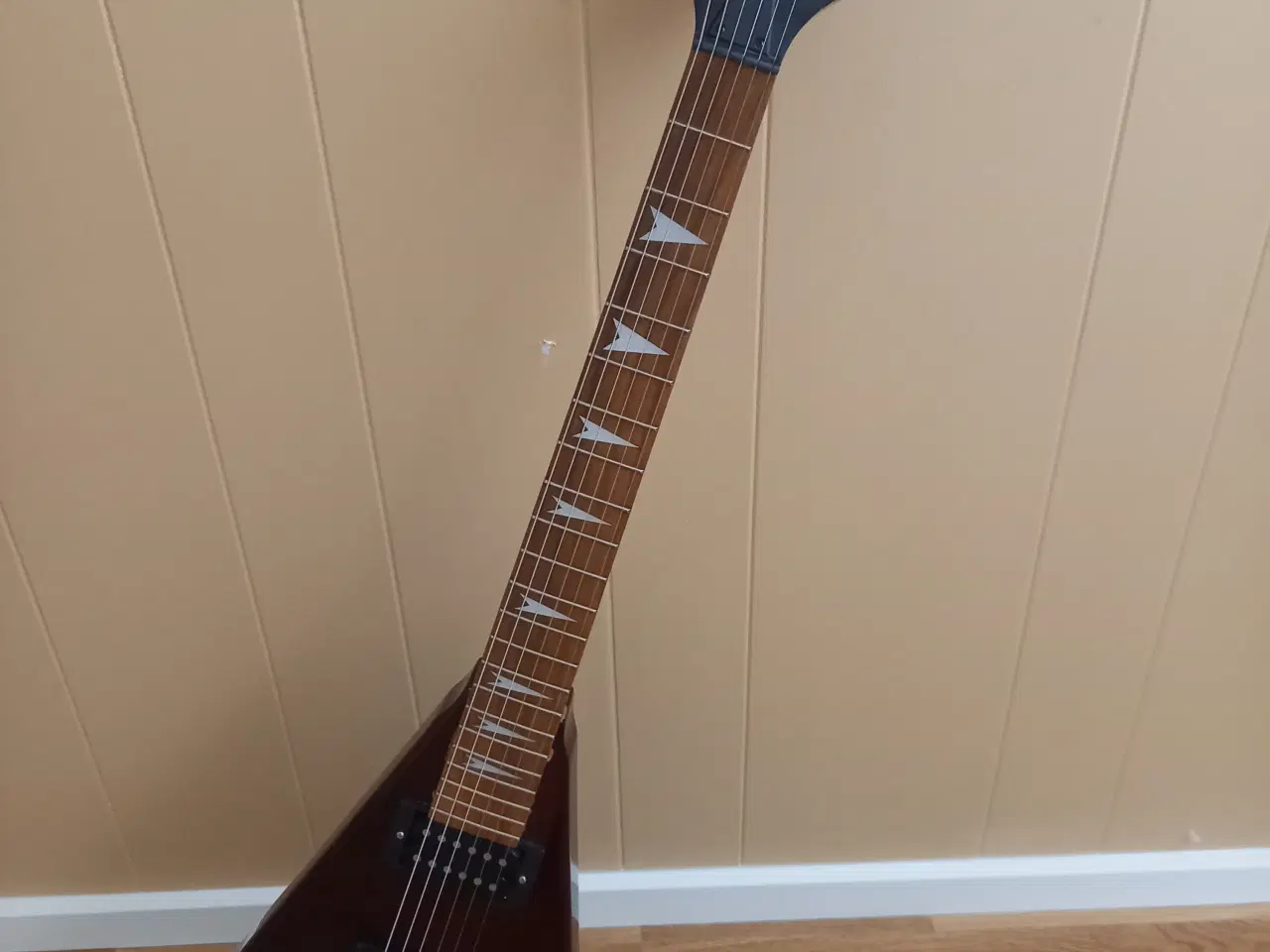 Billede 7 - Kieper Flying V el-guitar