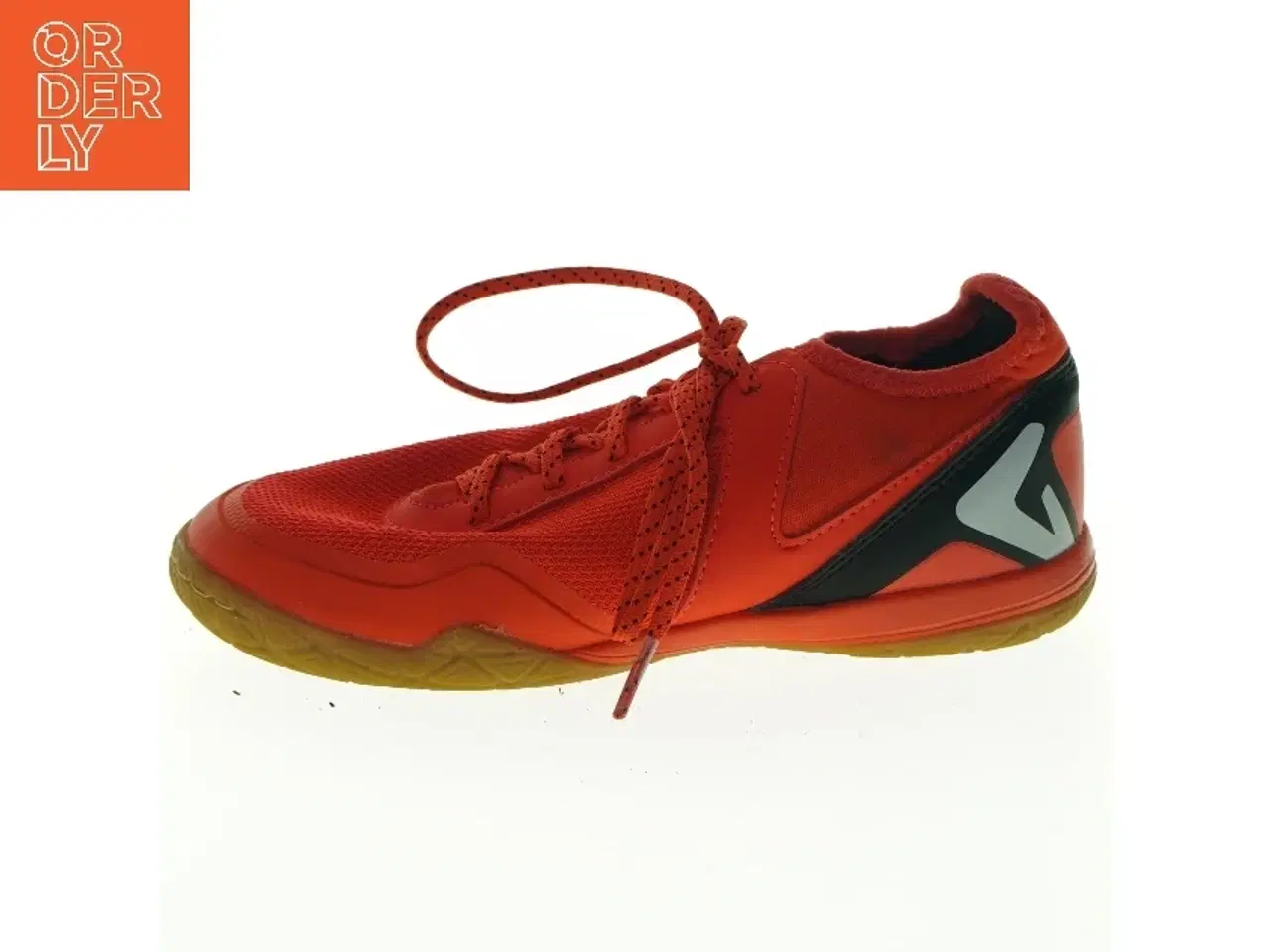 Billede 1 - Indendørs sportssko (str. 34)