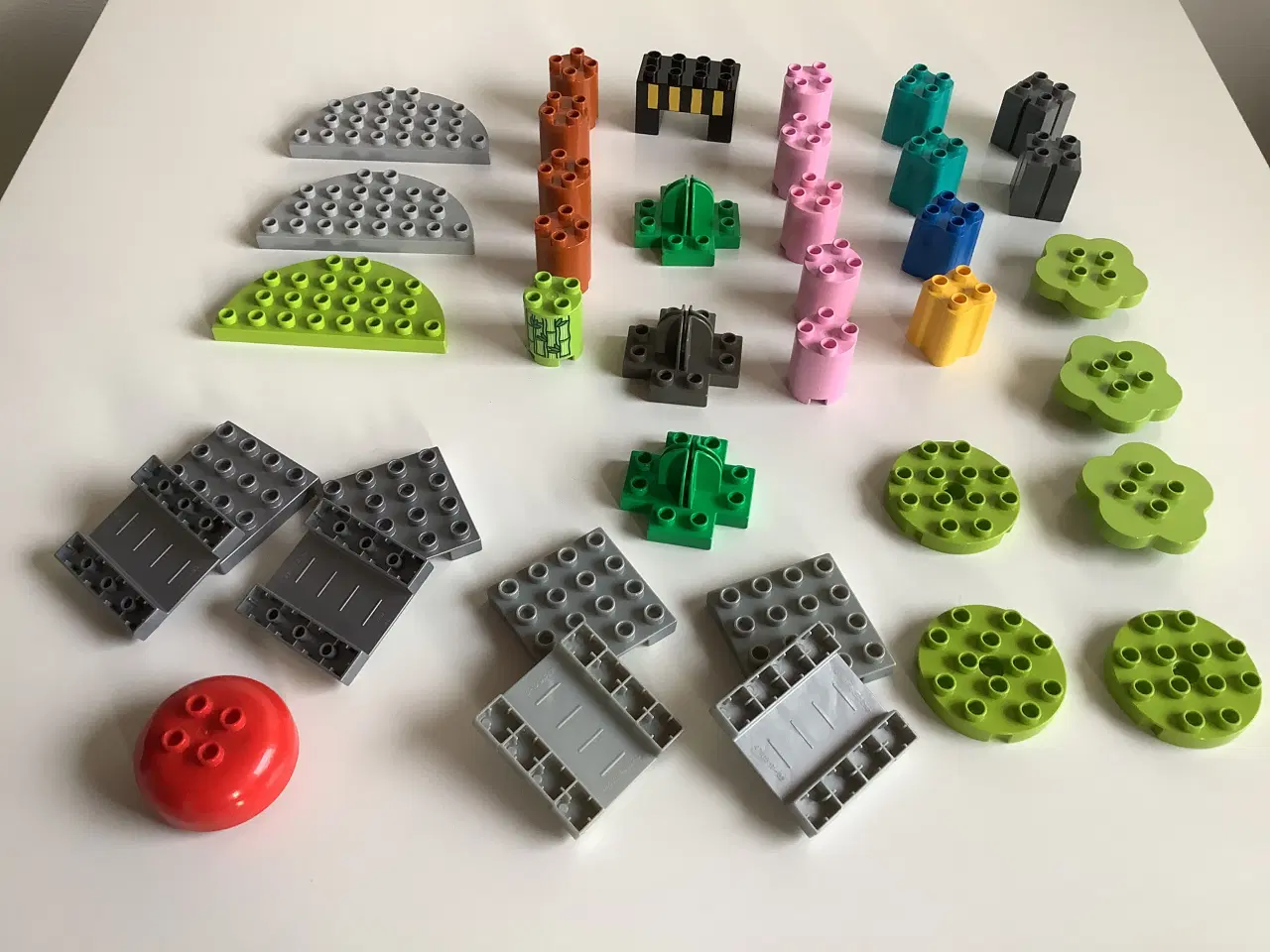 Billede 5 - Lego Duplo reservedele (10 billeder på annoncen)