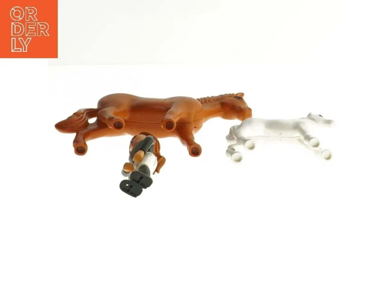 Billede 2 - Legesæt med heste og rytter (str. 8-13 cm)