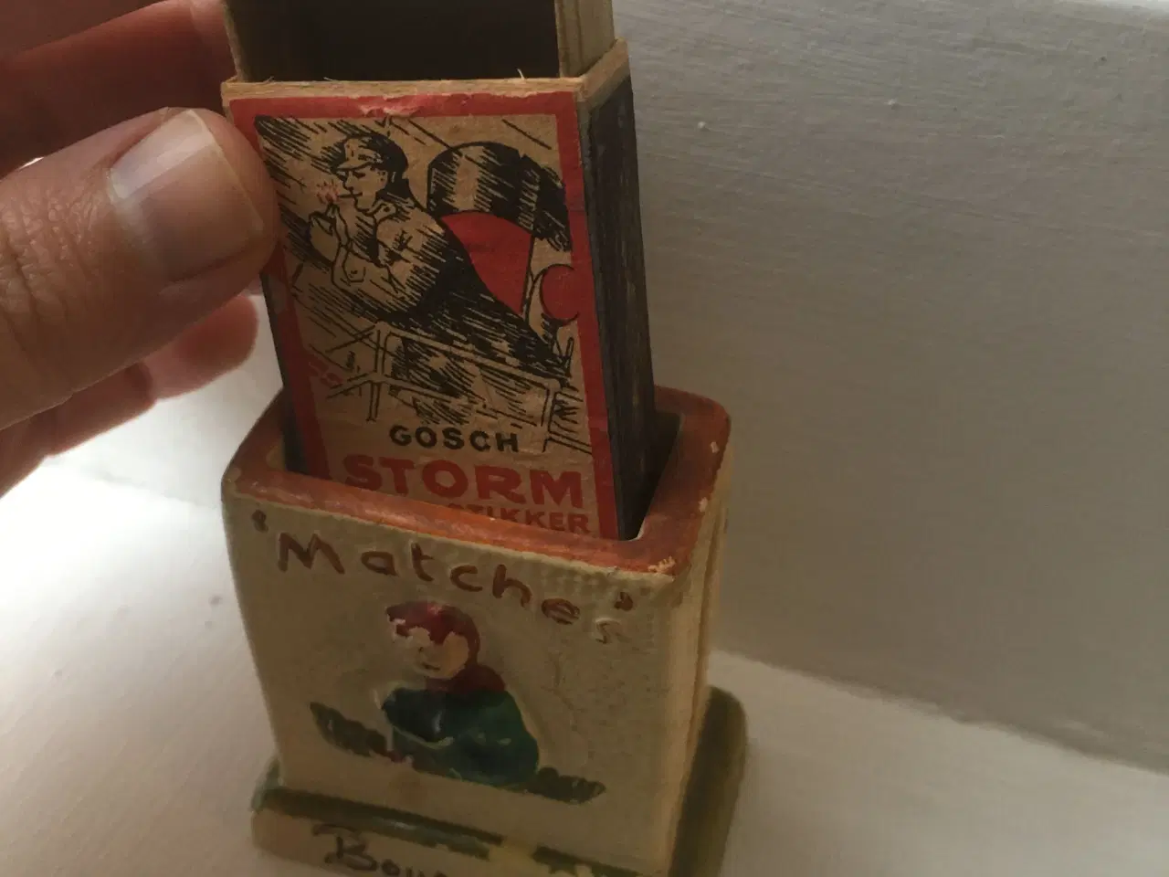 Billede 1 - Bedårende retro tændstiksæskeholder plus æske