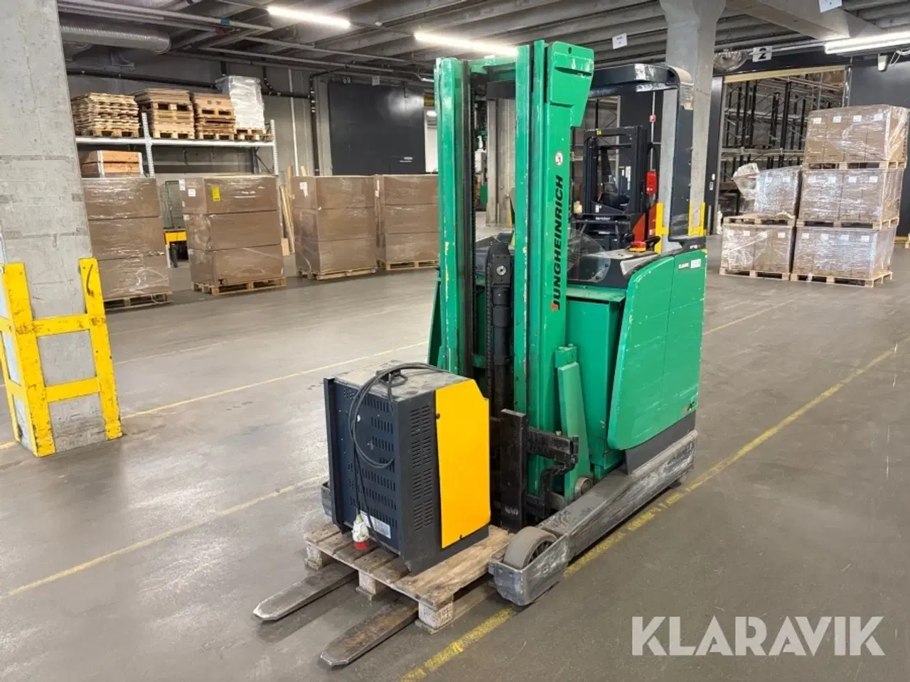 Billede 1 - Truck Jungheinrich ETV 214 AC med lader