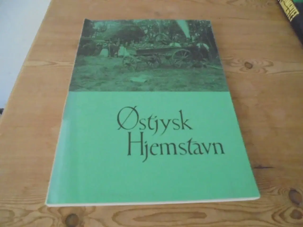 Billede 1 - Østjysk Hjemstavn, årgang 1977 – se fotos og beskr