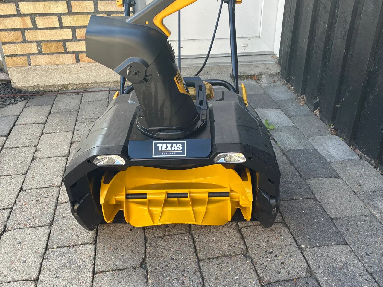 Billede 3 - Snerydder med batterier og hurtiglader