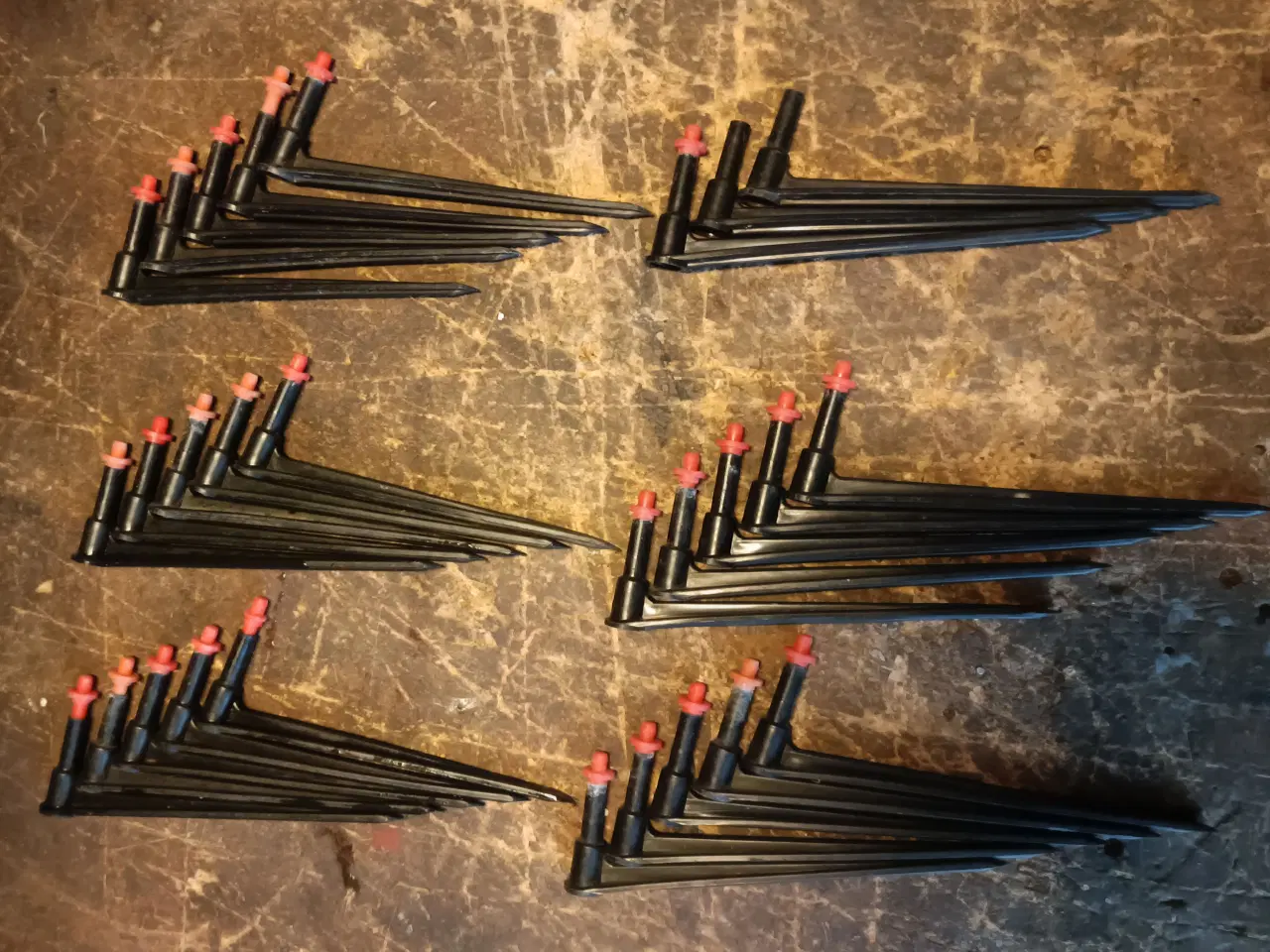 Billede 2 - dryppinde/slanger/alu profil skruer/ophæng kroge