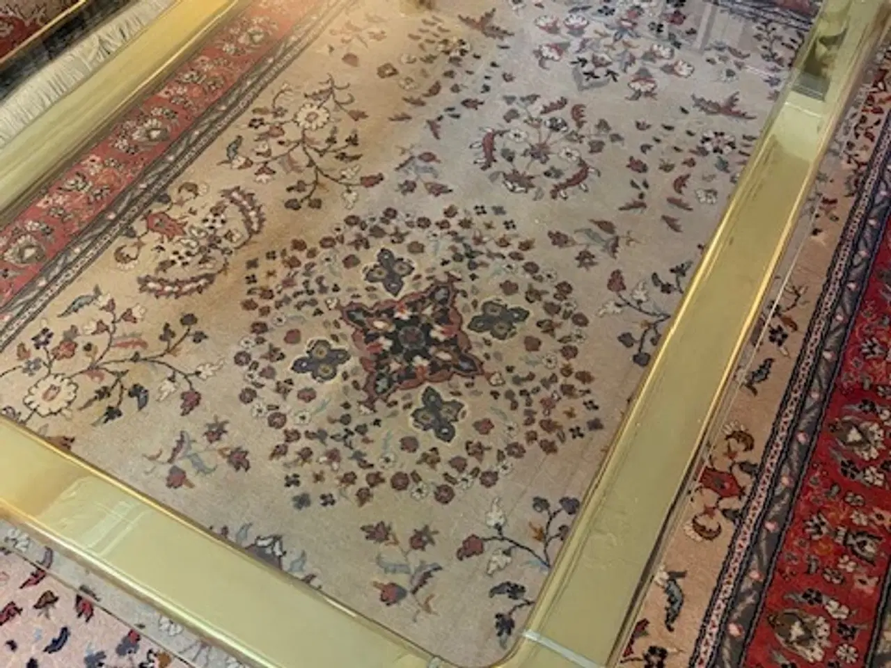 Billede 4 - Sofabord i kraftigt glas