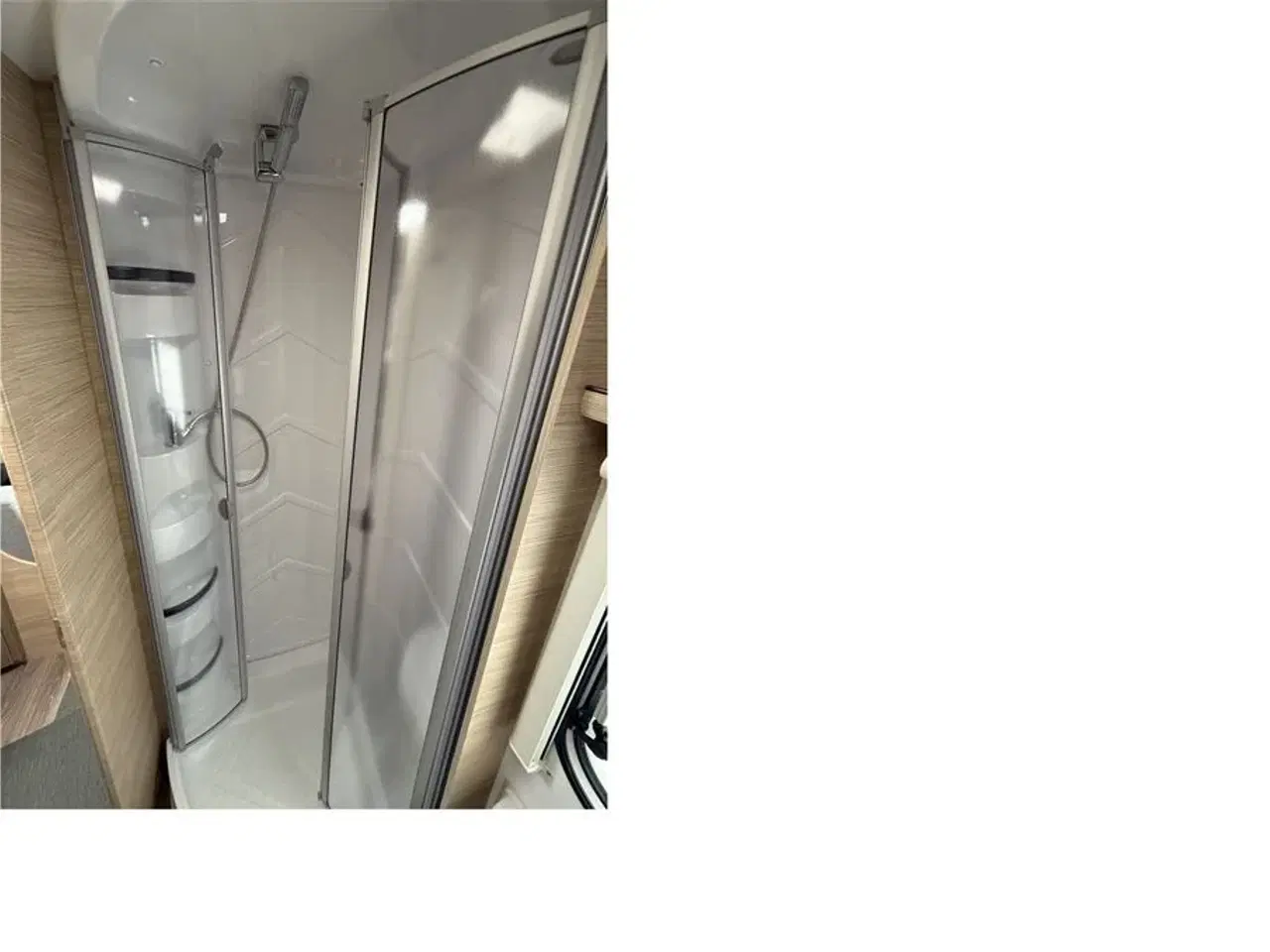 Billede 6 - 2023 - Fendt Apero 560 SKM Lækker familie vogn fra Fendt med 2 køjer fra Hinshøj Caravan