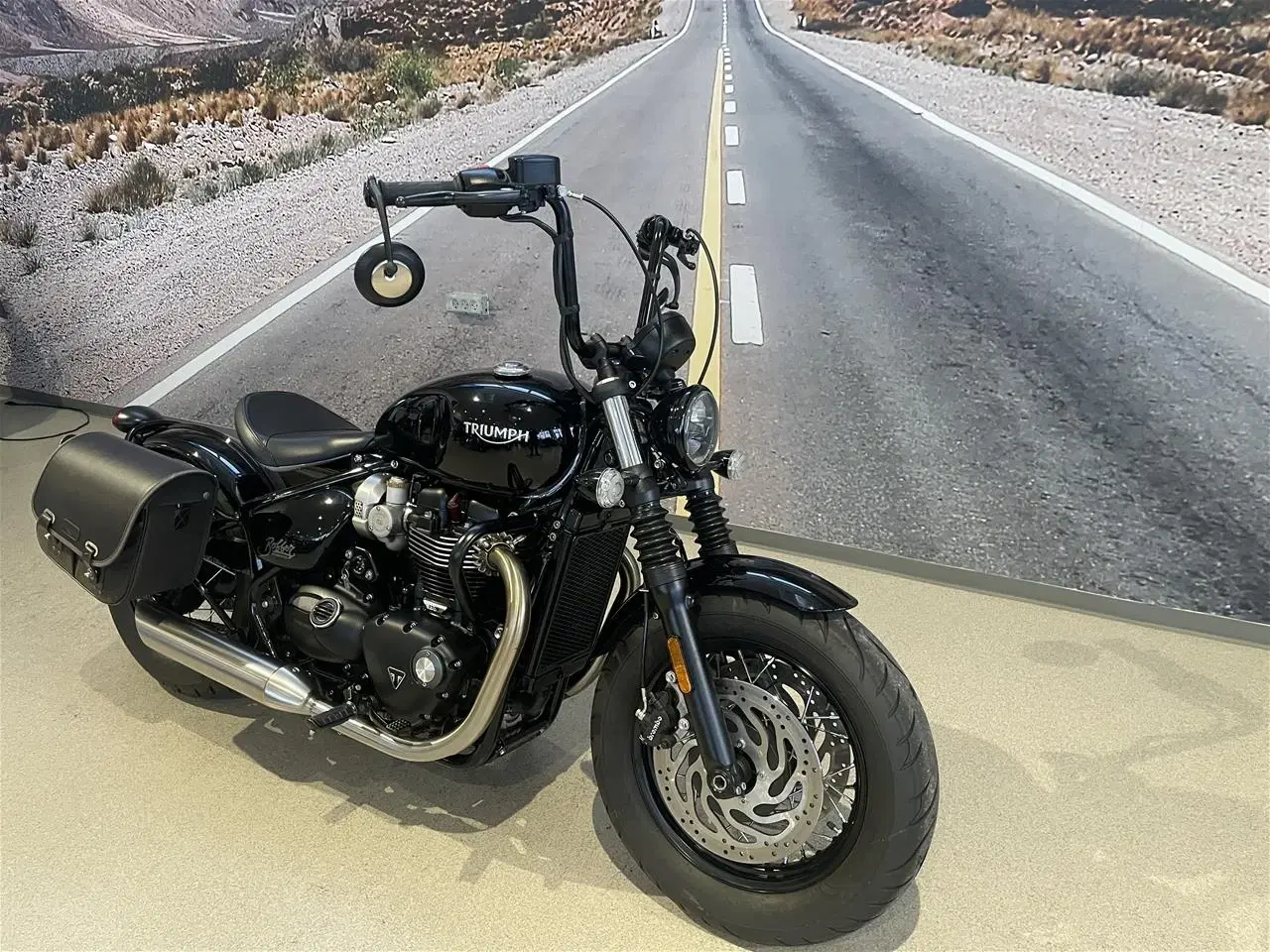 Billede 2 - Triumph Bonneville Bobber Black