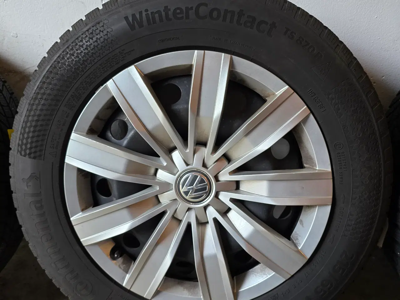 Billede 1 - Vinterdæk Continental og Stålfælge 17 “