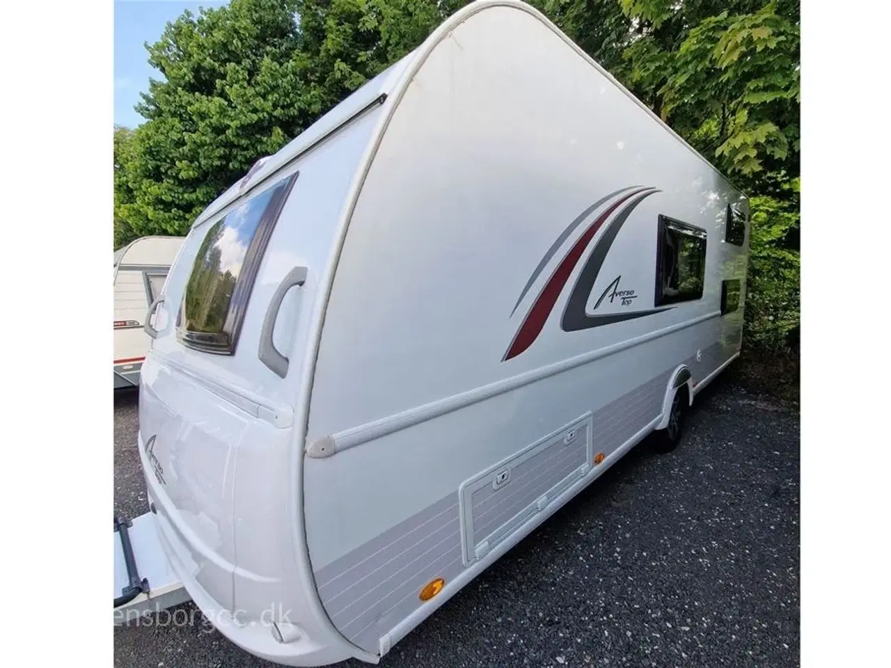 Billede 11 - 2017 - Bürstner Averso Top 560 TK   1 Ejers velholt køjevogn.