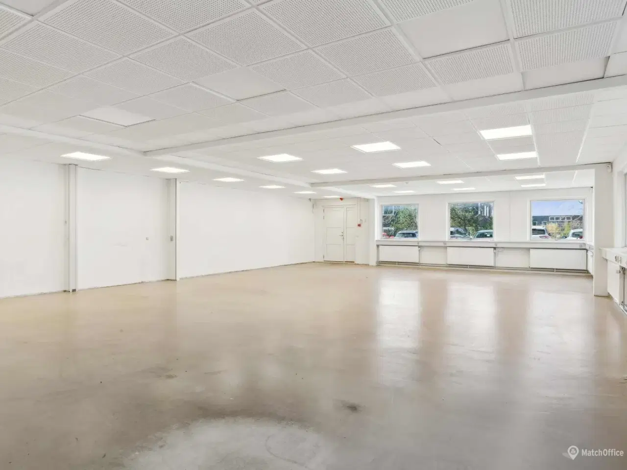 Billede 2 - 269m² oplagt til kontor med mulighed for showroom eller lager