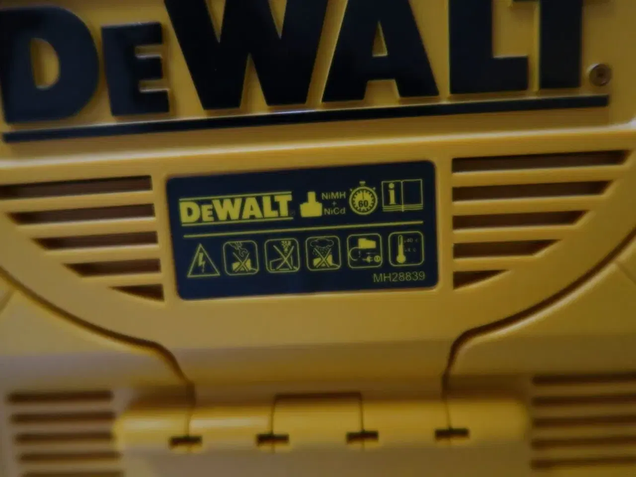 Billede 2 - Arbejdsradio DEWALT MH28339