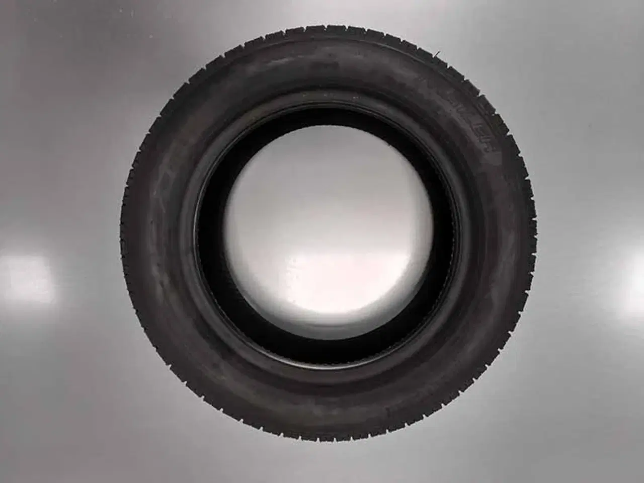 Billede 2 - 195/50R13 Dæk 104/101N