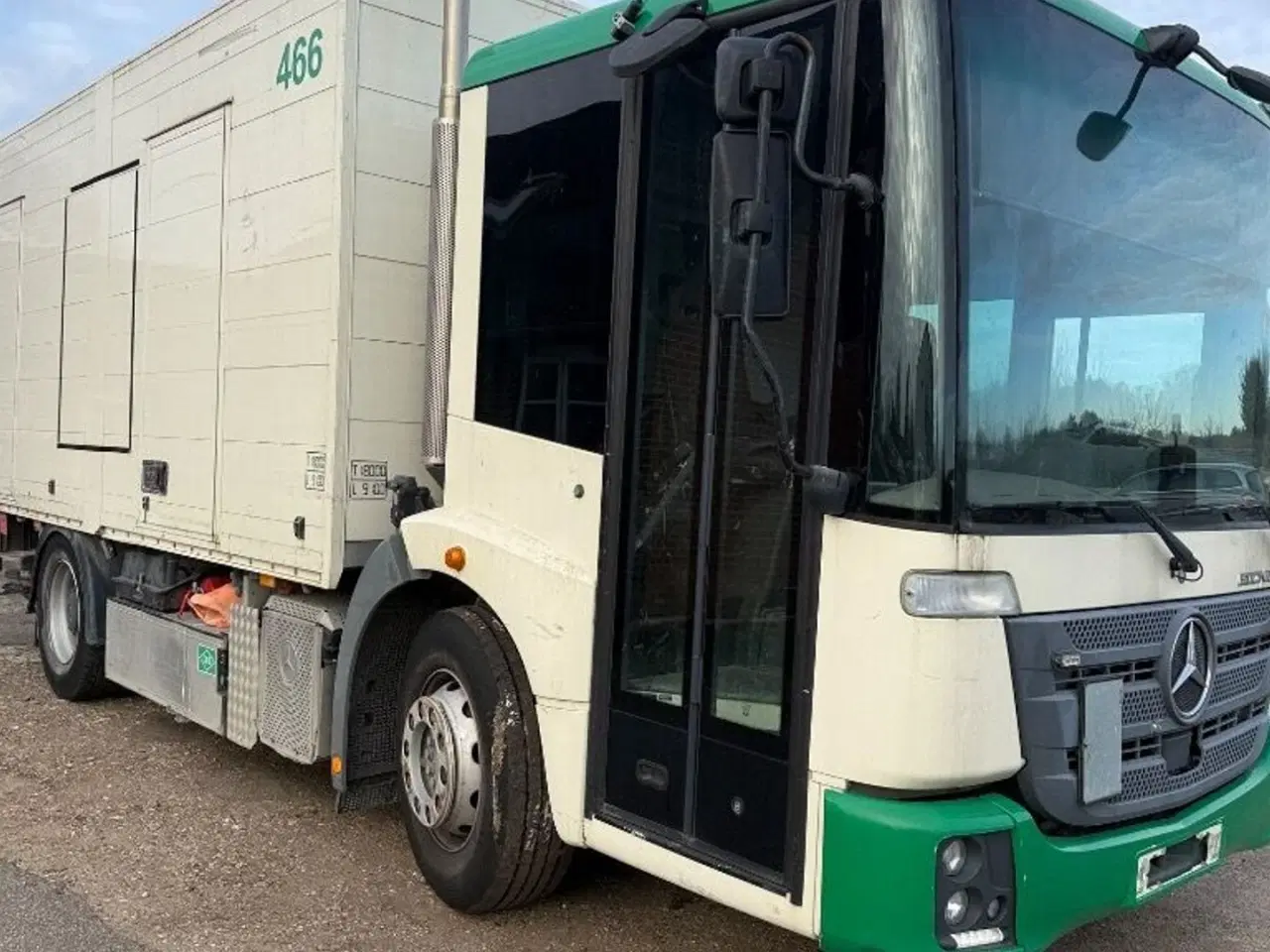 Billede 2 - Mercedes-Benz ECONIC 1830 (L 4x2)