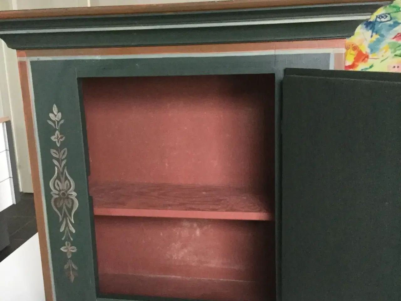 Billede 2 - Tobaksskab