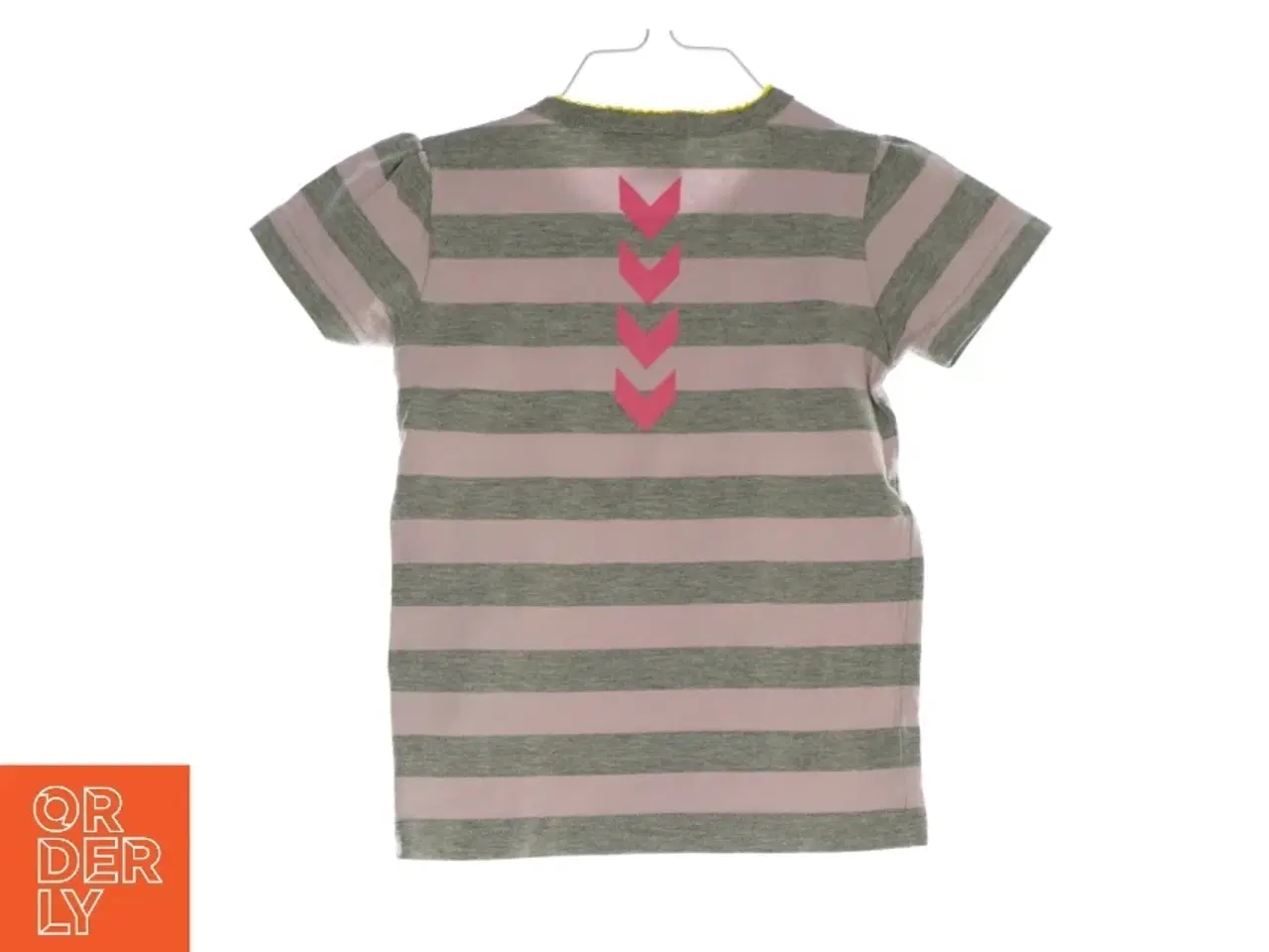 Billede 2 - T shirt fra Hummel (str. 86)