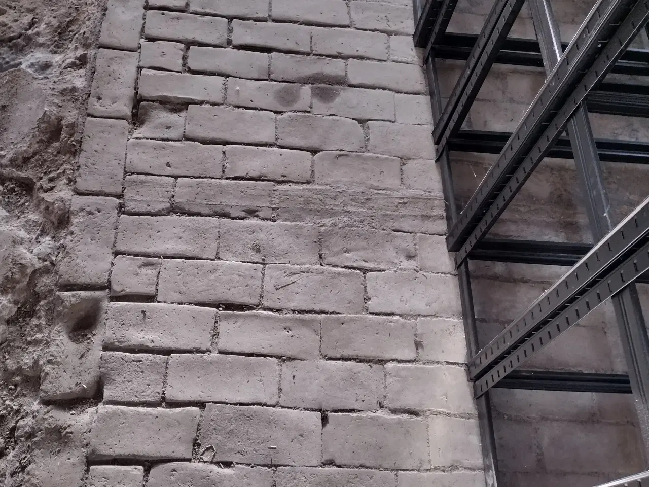Billede 2 - Gamle mursten fra gulv