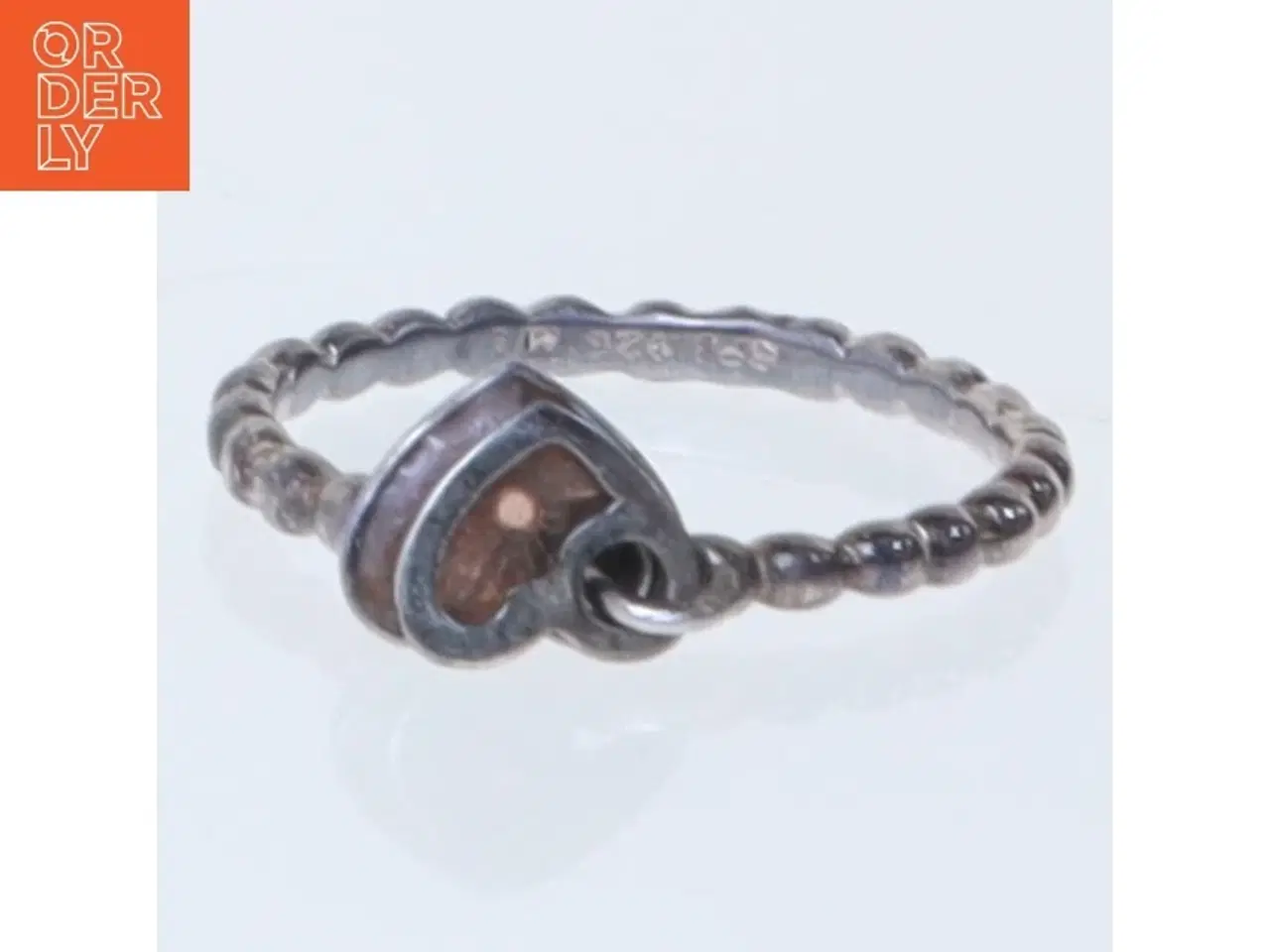 Billede 1 - Sølvring med hjertevedhæng (str. 54 mm)