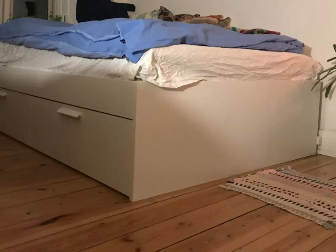 Billede 3 - Gratis sengestel fra IKEA