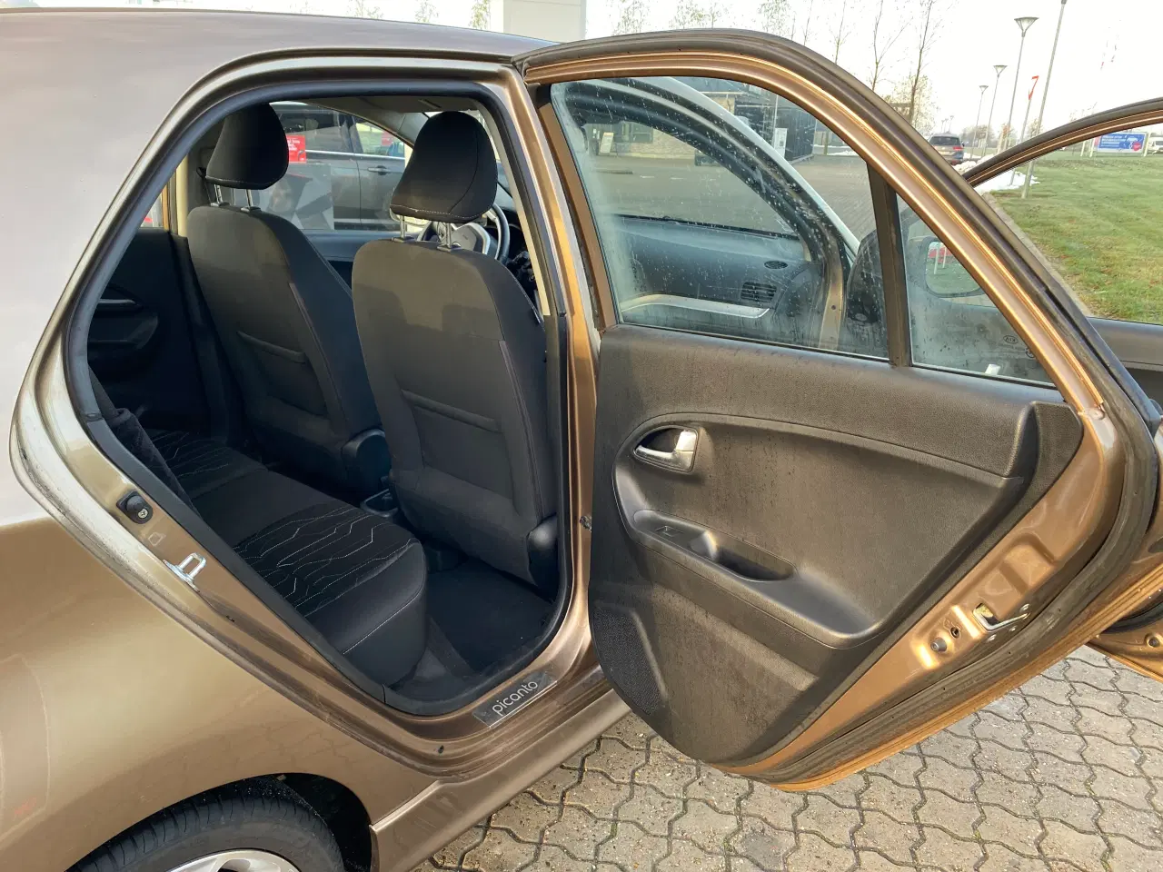 Billede 8 - Velholdt Kia Picanto 2013 – kun 62.000 km, nysynet