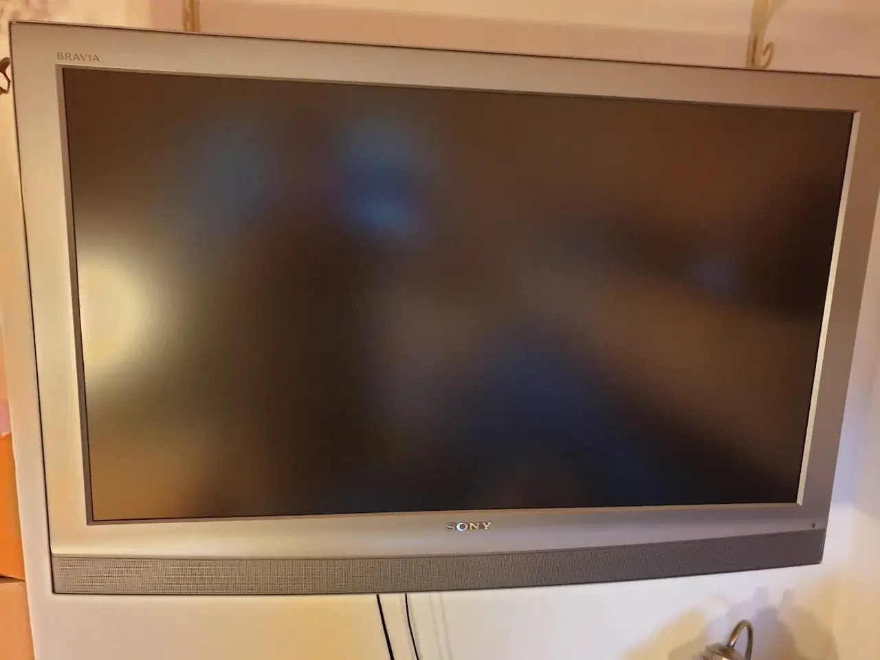 Billede 1 - Sony fjernsyn incl ophæng og cromecast