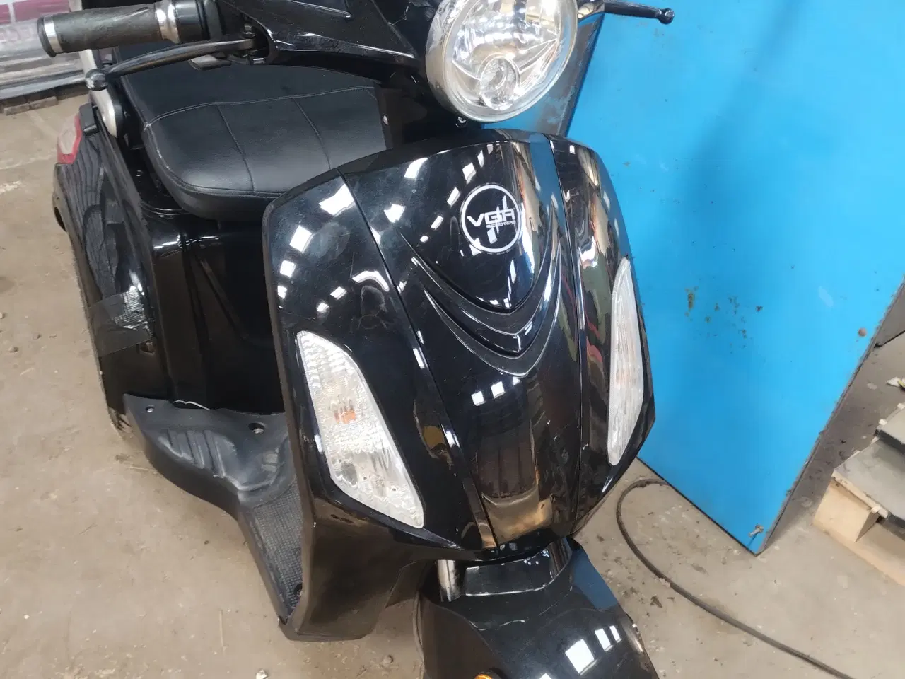 Billede 1 -  el  3 hjulet scooter 